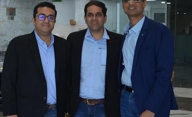 Physis Capital Partners Physis Capital Partners (L to R) Ankur Mittal, Mitesh Shah and Vinay Bansal