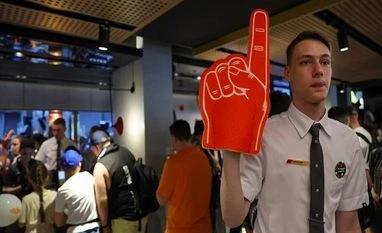 Russia: Tasty name but no Big Mac as rebranded McDonald's restaurants open Vkusno & tochka, Russia