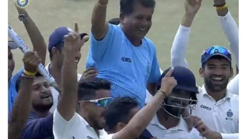 Chandrakant Pandit Ranji Trophy Chandrakant Pandit won the Ranji Trophy with Madhya Pradesh. Photo: @RaviShastriOfc