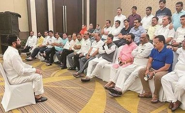 Rebel Shiv Sena MLAs arrive in Goa from Guwahati, check into hotel Eknath Shinde