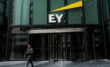 78% professionals find maintaining integrity difficult amid rapid change:EY EY