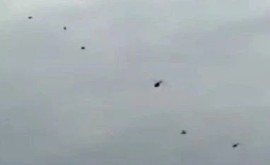 Black balloons released at Vijayawada airport during PM Modi's visit protest