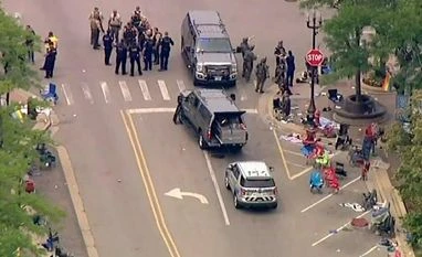 6 dead, 30 wounded in shooting at Chicago's Highland Park in July 4 parade Chicago