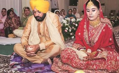Punjab CM Bhagwant Mann gets married in a private ceremony in Chandigarh Bhagwant Mann