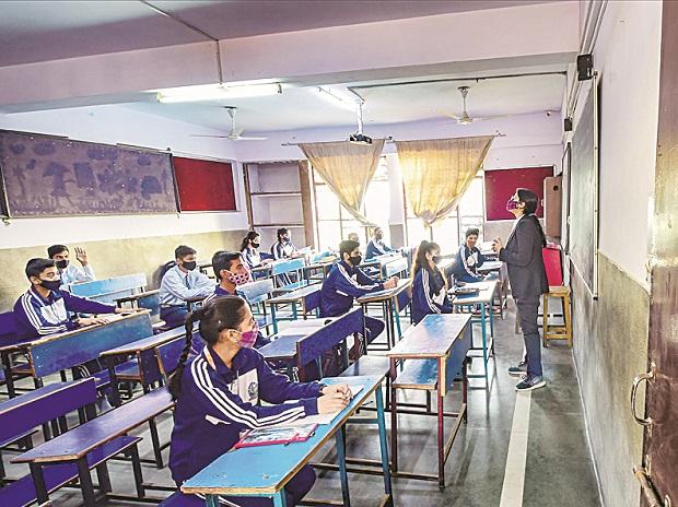 Schools in Delhi begin nursery, KG, Class 1 admission process: DoE
