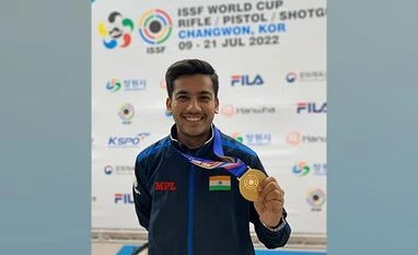 Shooting World Cup: Aishwary strikes gold in Men's 50m Rifle 3 Positions Aishwary Pratap Singh Tomar
