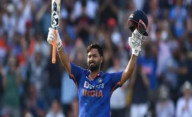 Pant thanks 'two heroes' in 1st statement after crash, says recovering well