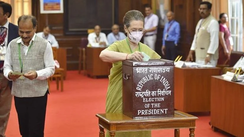 Sonia Gandhi Congress President Sonia Gandhi casts her vote for the election of the President, at Parliament House in New Delhi (Photo: PTI)