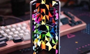 India likely to see 1 mn foldable smartphone sales by 2026, shows data Samsung Galaxy Z Fold4