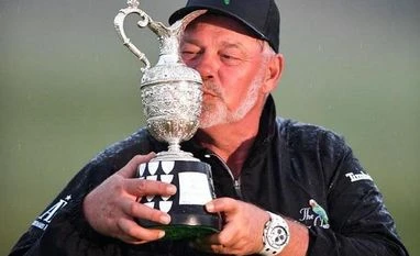 Last-hole birdie gives Darren Clarke victory at Senior British Open Darren Clarke wins Senior British Open
