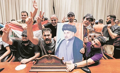 Iraqi Shiite cleric calls for dissolving Parliament, early elections Iraq protest