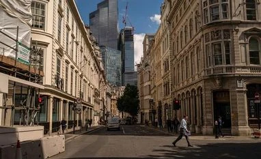 Global race to hike interest rates tilts economies towards recession UK economy