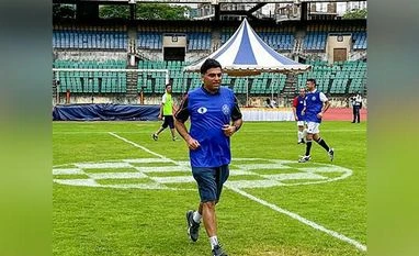 Chennaiyin FC organised friendly football matches for chess players which also saw legendary Viswanathan Anand in action Chennaiyin FC organised friendly football matches for chess players which also saw legendary Viswanathan Anand in action