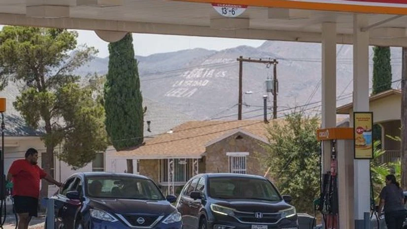 Gasoline, gas prices Photo: Bloomberg
