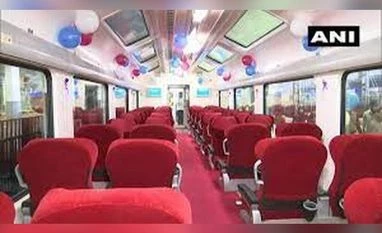 Secunderabad-Pune Shatabdi Express becomes 1st train to get Vistadome coach Vistadome coach