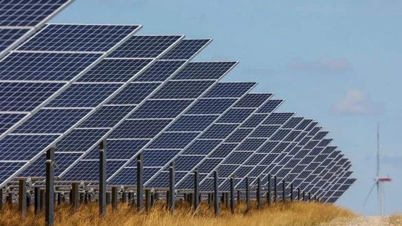 renewable energy Photo: Bloomberg