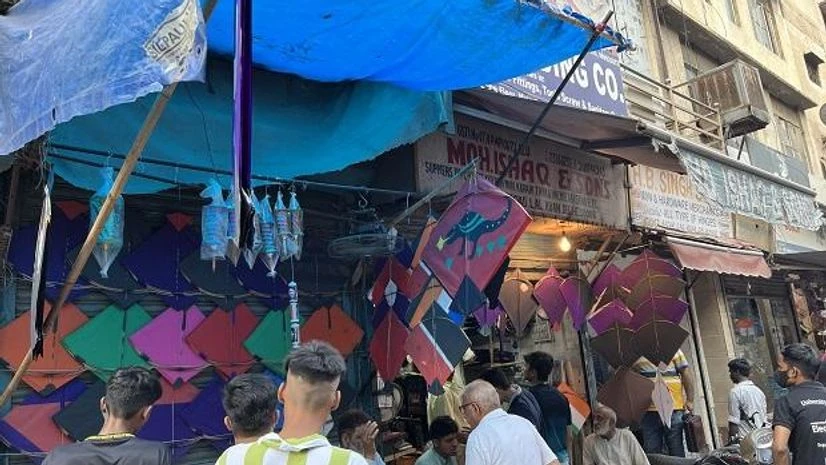 Chinese manjha, kites flying, kites Photo: Nitin Kumar
