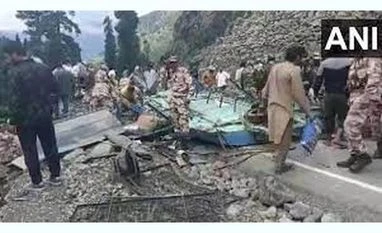 4 ITBP personnel killed, several injured in accident in Kashmir's Pahalgam ITBP Bus accident