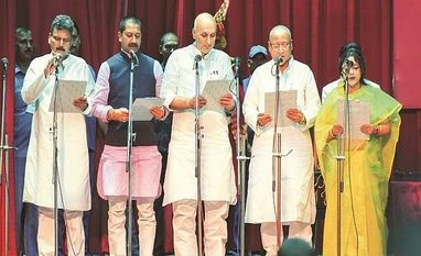 Bihar Cabinet expansion: 31 ministers take oath, Nitish retains Home bihar cabinet