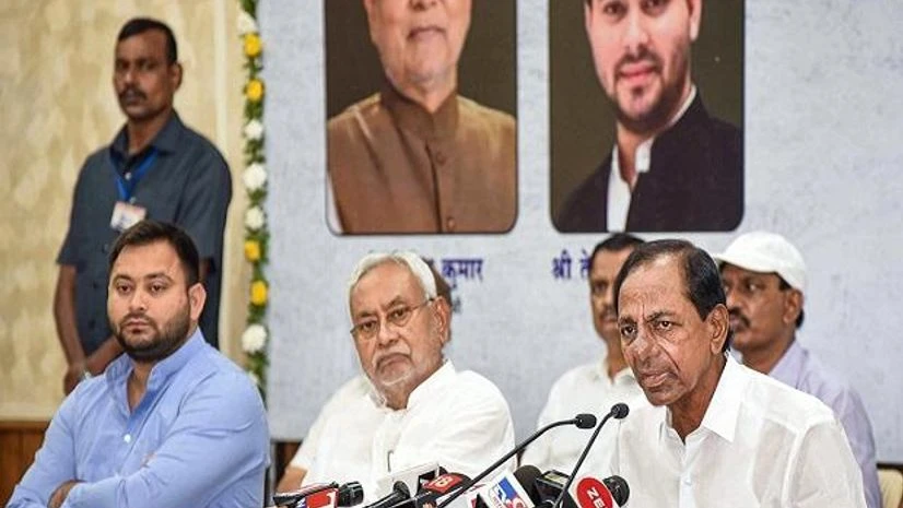 Telangana Chief Minister K Chandrasekhar Rao with Bihar CM Nitish Kumar and Dy CM Tejashwi Yadav addresses a press conference, in Patna Telangana Chief Minister K Chandrasekhar Rao with Bihar CM Nitish Kumar and Dy CM Tejashwi Yadav addresses a press conference, in Patna