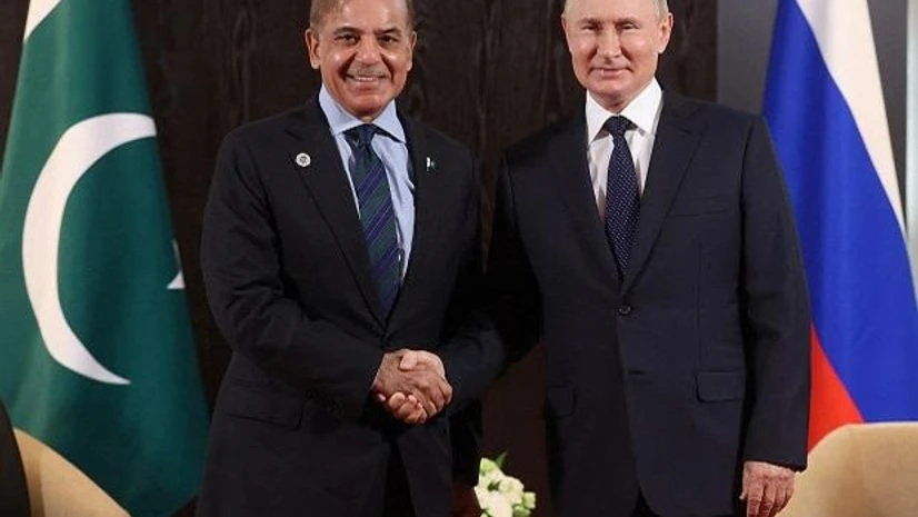 Shehbaz Sharif, Vladimir Putin Shehbaz Sharif, Vladimir Putin