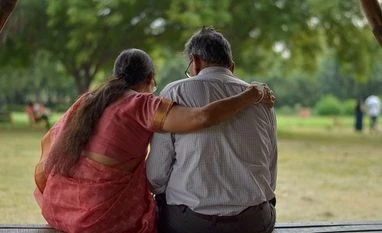 Table: Pension plans of various companies, terms and fees explained Pension, old people