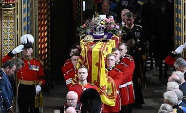 More than 250,000 people saw Queen Elizabeth II's lying in state: Report Queen Elizabeth II, coffin, funeral