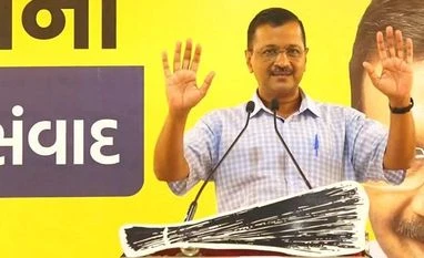 CM Kejriwal lays foundation of flyover from Anand Vihar to Apsara Border Arvind Kejriwal
