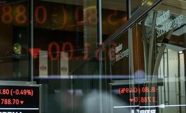 UK markets have lost $500 billion since Liz Truss took over as PM London Stock exchange, Stock exchange