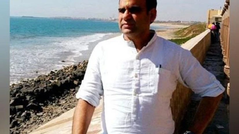 Ajay Bhadoo Ajay Bhadoo