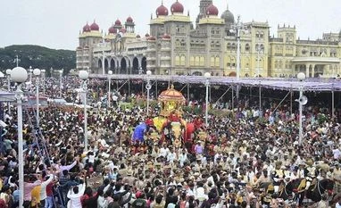 Over 500,000 people witness historic Dasara festivities in Mysuru Dussehra procession, Mysuru