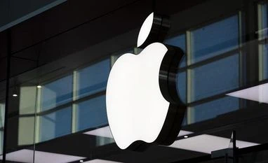 After several weeks of testing, Apple rolls out redesigned iCloud website apple