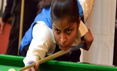 Vidya Pillai, Varshaa Sanjeev win silver and bronze at 6Red Snooker C'ship Indian Snooker Player Vidya Pillai
