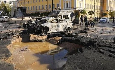 Kyiv, multiple Ukrainian cities hit by Russian missiles at rush hour Ukraine