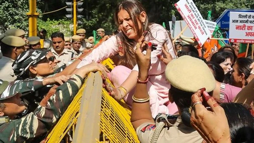 Delhi BJP, protest, Italia Delhi BJP, protest, Italia