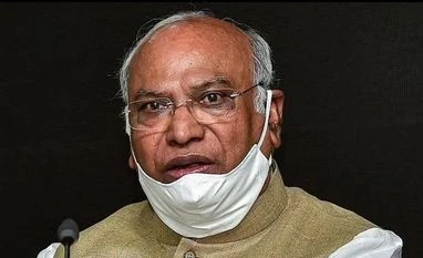 Oppn parties to attend meeting on Monday to discuss strategy for debates Mallikarjun Kharge