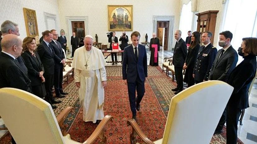 Pope Francis, Emmanuel Macron Pope Francis, Emmanuel Macron