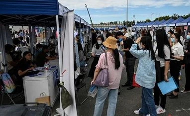 China bankers replaced by tech PhDs as Xi sparks new fund talent war Photo: Bloomberg