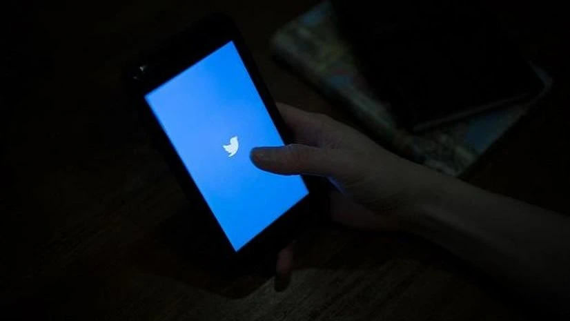 Twitter, Micro-blogging platform Twitter, Micro-blogging platform