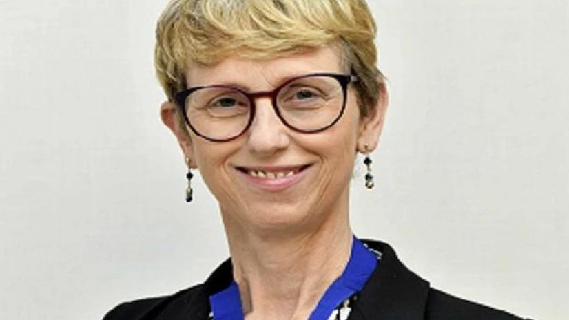 Julia Penny Julia Penny