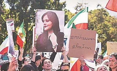 Iran carries out execution of 2 more men detained amid nationwide protests Iran, Mahsa Amini, Protests