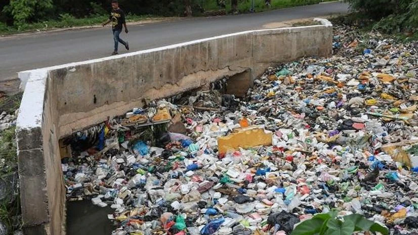 Plastic pollution Plastic pollution