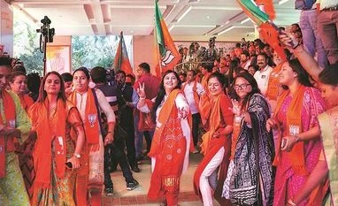 Off the mark: Pollsters faltered in Gujarat again, and in Himachal as well BJP workers celebrate the party’s victory in Gujarat Assembly elections, at the state party headquarters in Gandhinagar. Photo: PTI