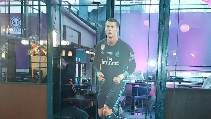 Monkey Bar in Delhi Monkey Bar in Delhi