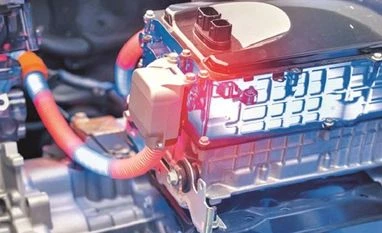 Gogoro inks pact with HPCL to set up battery swapping stations across India battery