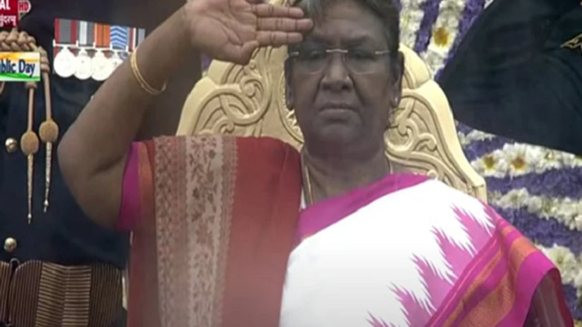 Droupadi Murmu R-Day: President Murmu unfurls Tricolour, gets ceremonial 21 Gun salute