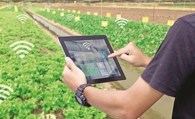 Agritech firm DeHaat's FY23 revenue set to rise by over 80% to Rs 2,300 cr Rise of India's agritech defies funding winter