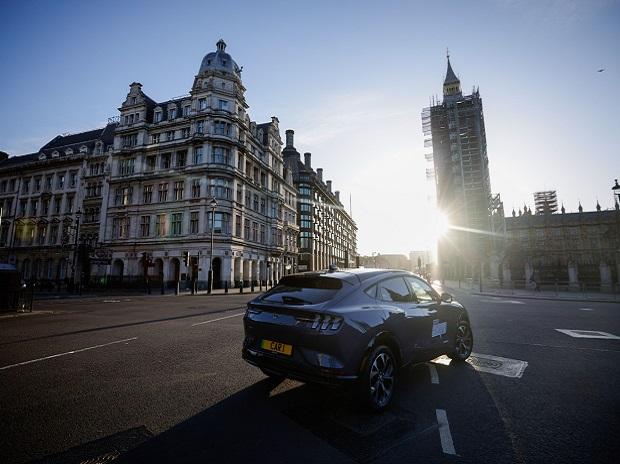 London The World s Second Most Expensive City For Driving Shows Report 