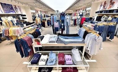 Reliance opens its first store in partnership with Gap Inc. in Mumbai Gap Store