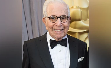 Ex-Academy prez Walter Mirisch passes away at 101 due to natural causes Walter Mirisch